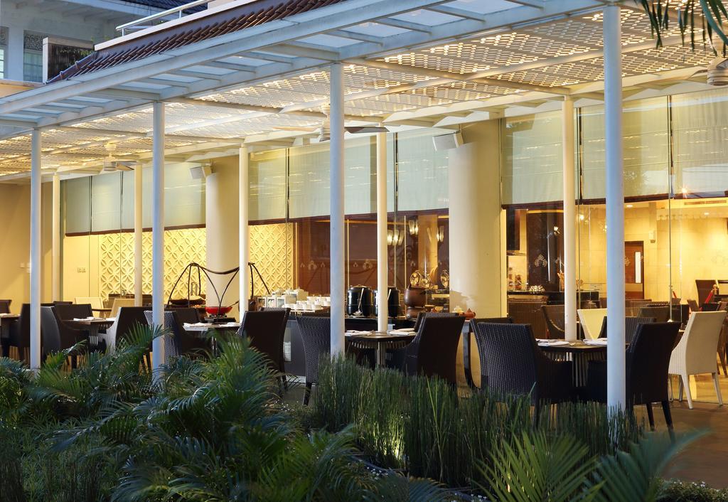 Hotel Santika Premiere Jogja Jogyakarta Zewnętrze zdjęcie